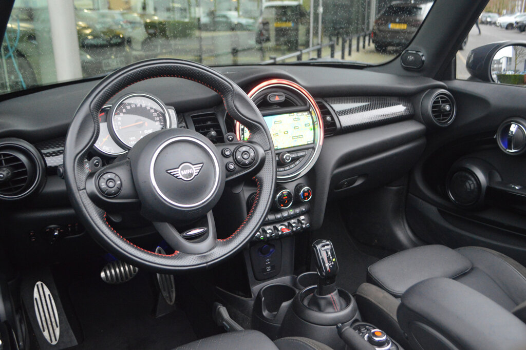 MINI Cooper S Cabrio 6