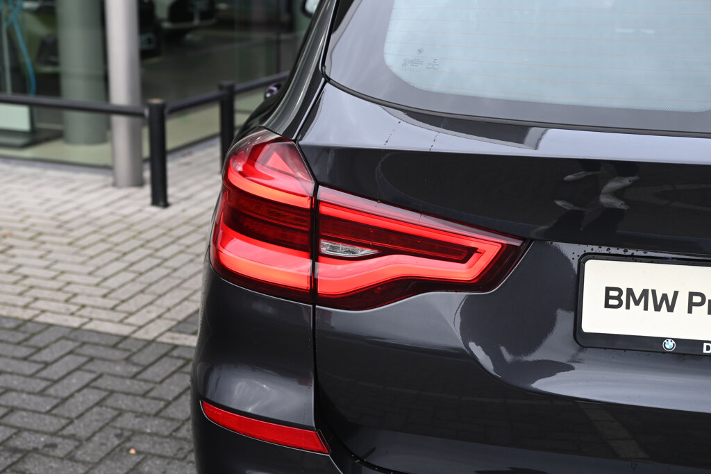 BMW X3 20