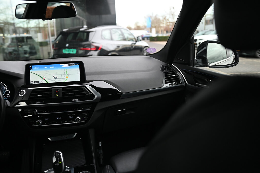 BMW X3 24