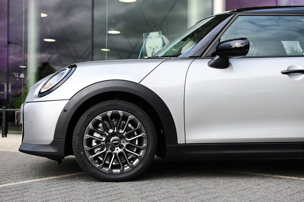MINI 5-Deurs 7