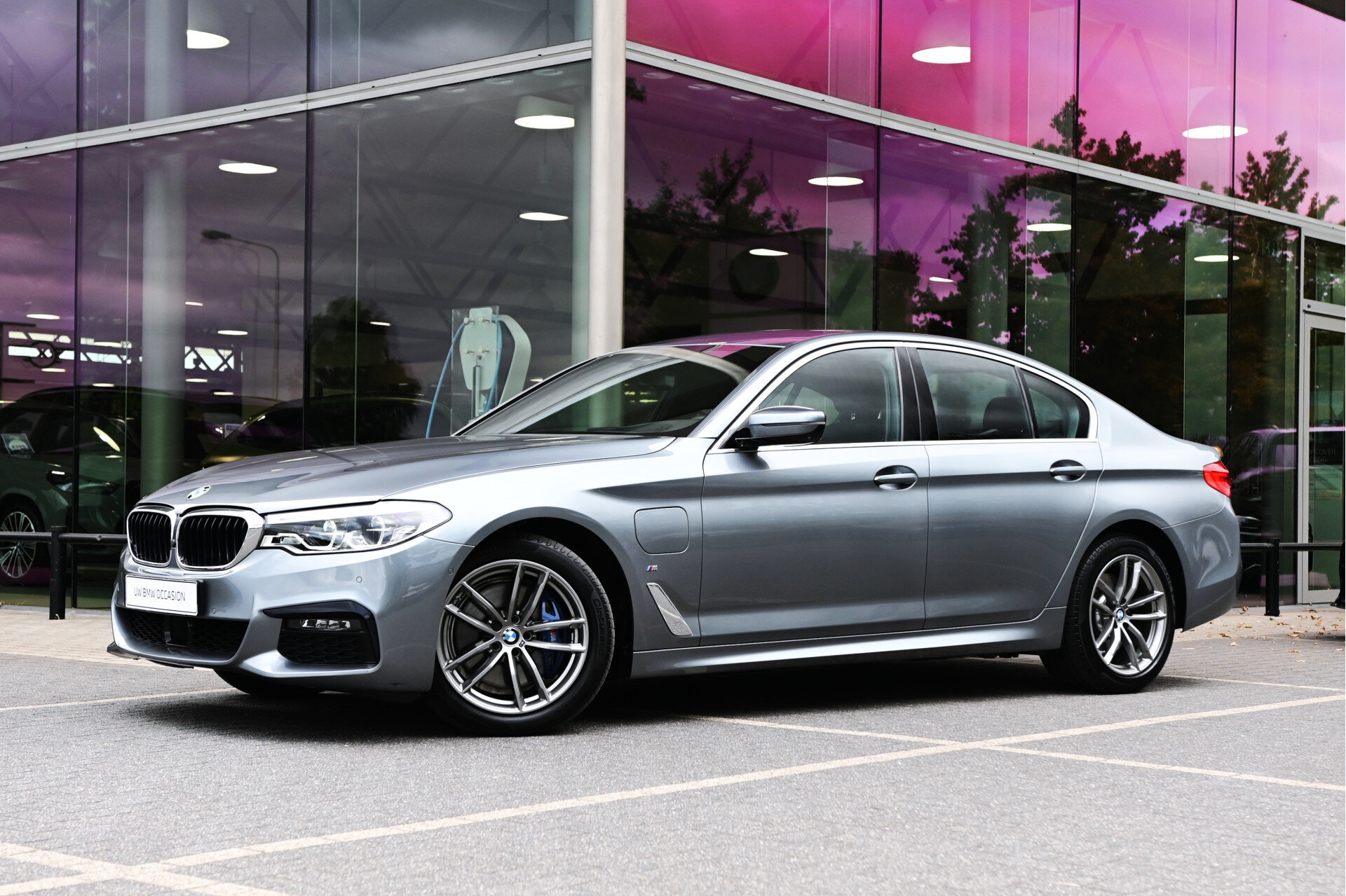 BMW 5 Serie 530e xDrive High Executive M Sport Automaat