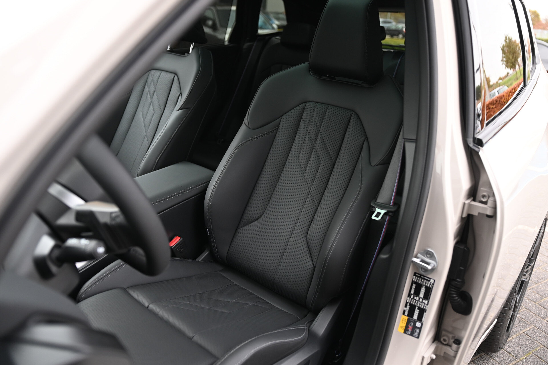 BMW X3 30e xDrive M Sport Automaat - Afbeelding 3