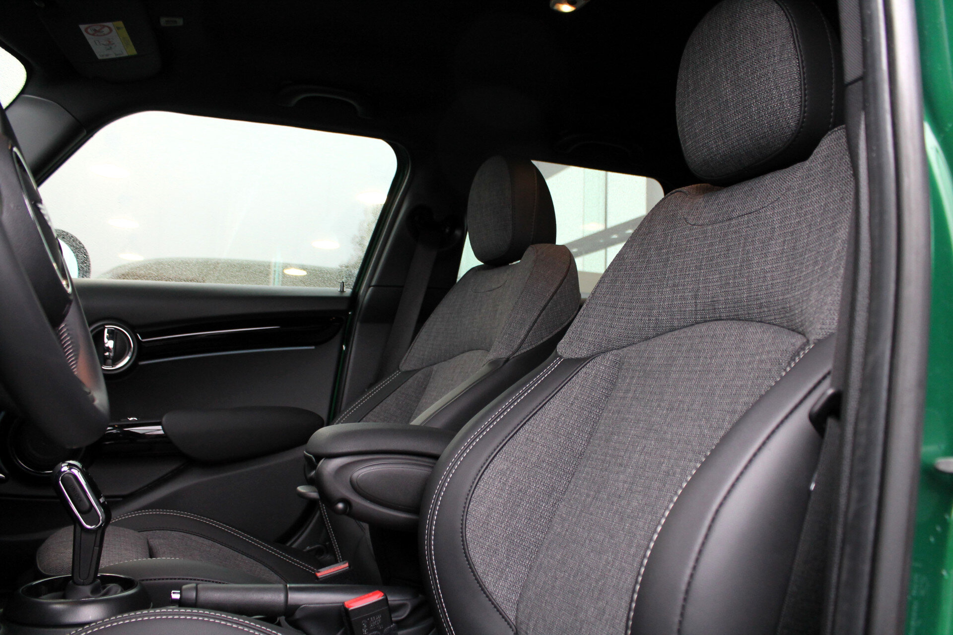 MINI Cooper S Hatchback Classic Automaat - Afbeelding 4