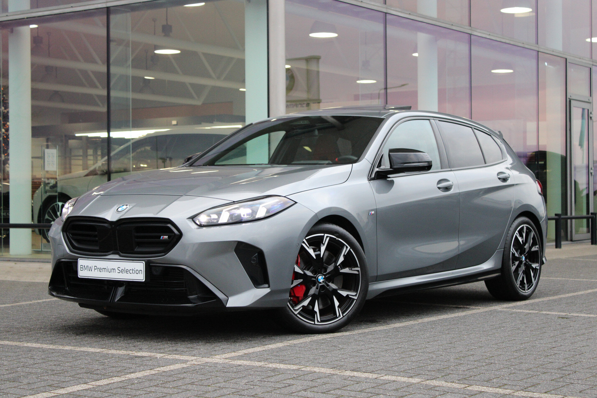 BMW 1 Serie M135 xDrive High Executive M Sport Automaat