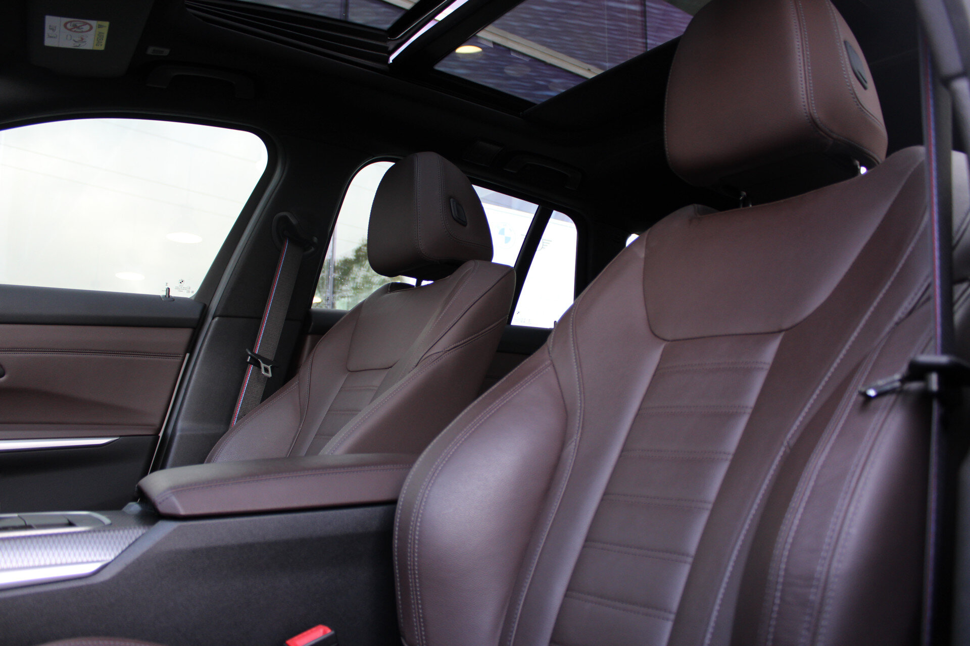 BMW 3 Serie Touring 330i xDrive High Executive M Sport Automaat - Afbeelding 4