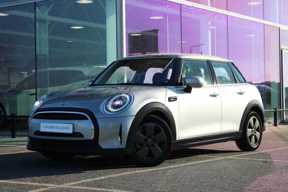 MINI Cooper Classic Automaat - Afbeelding 1