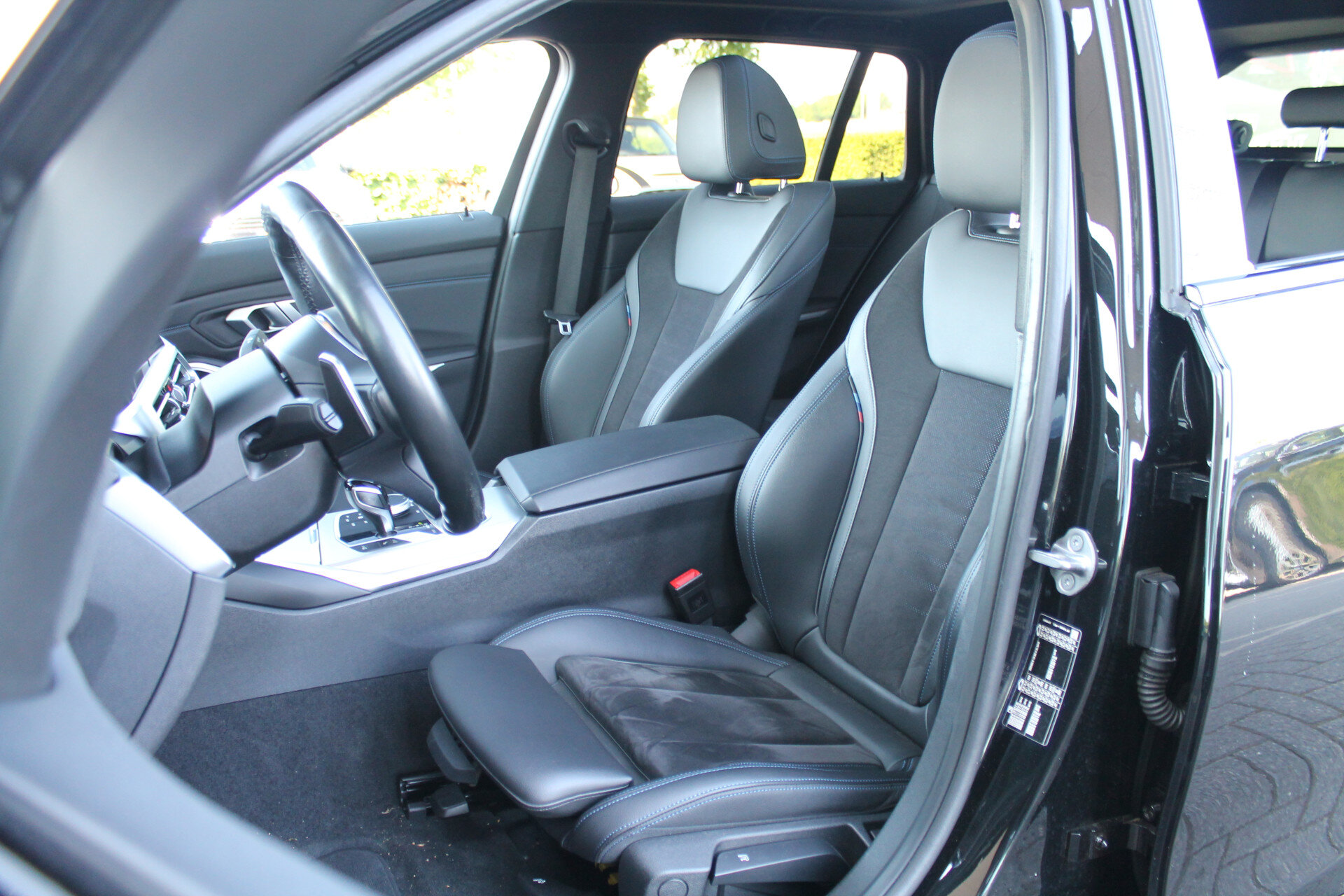 BMW 3 Serie Touring 320i Executive M Sport Automaat - Afbeelding 4