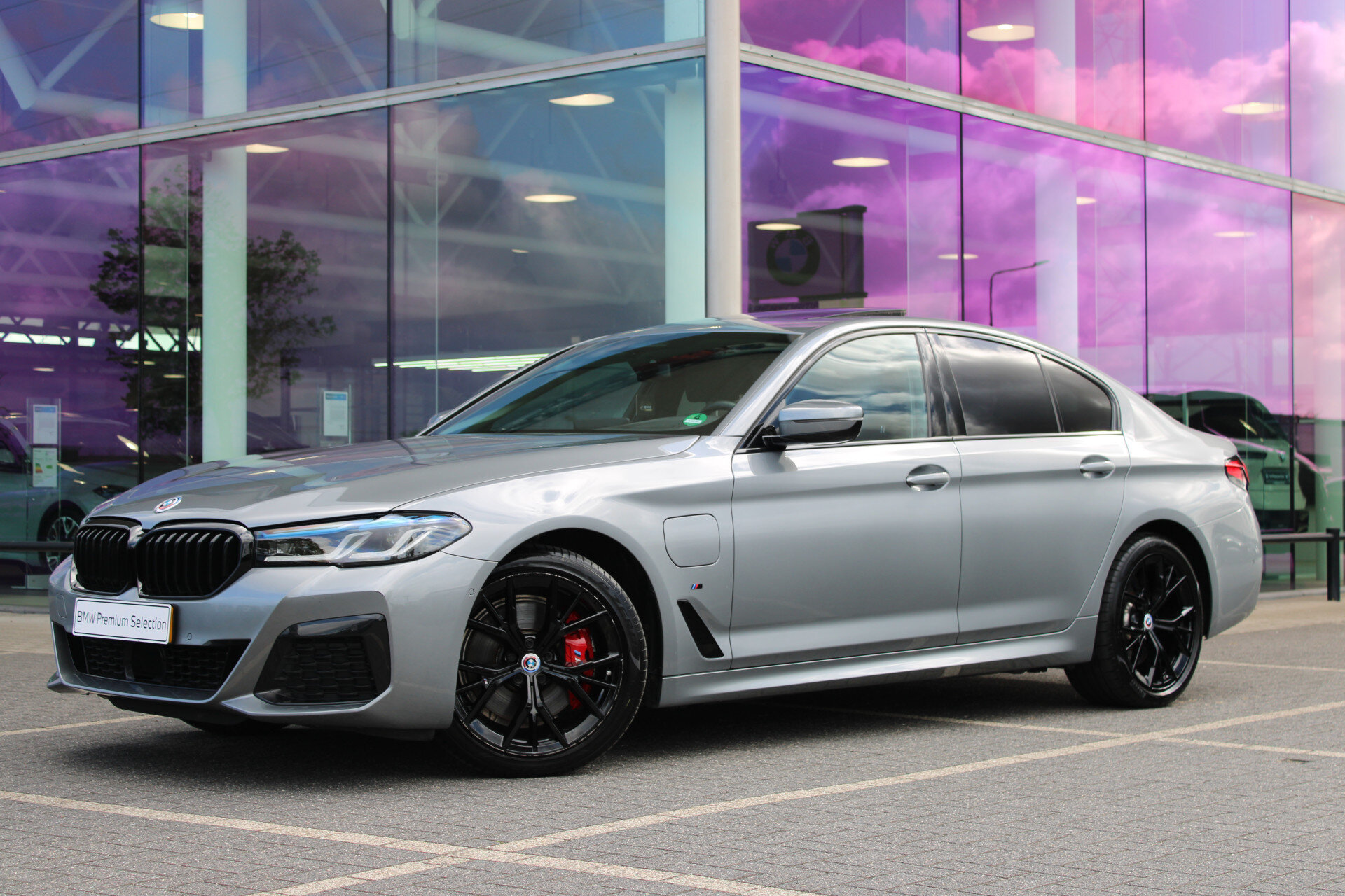 BMW 5 Serie 530e High Executive M Sport Automaat