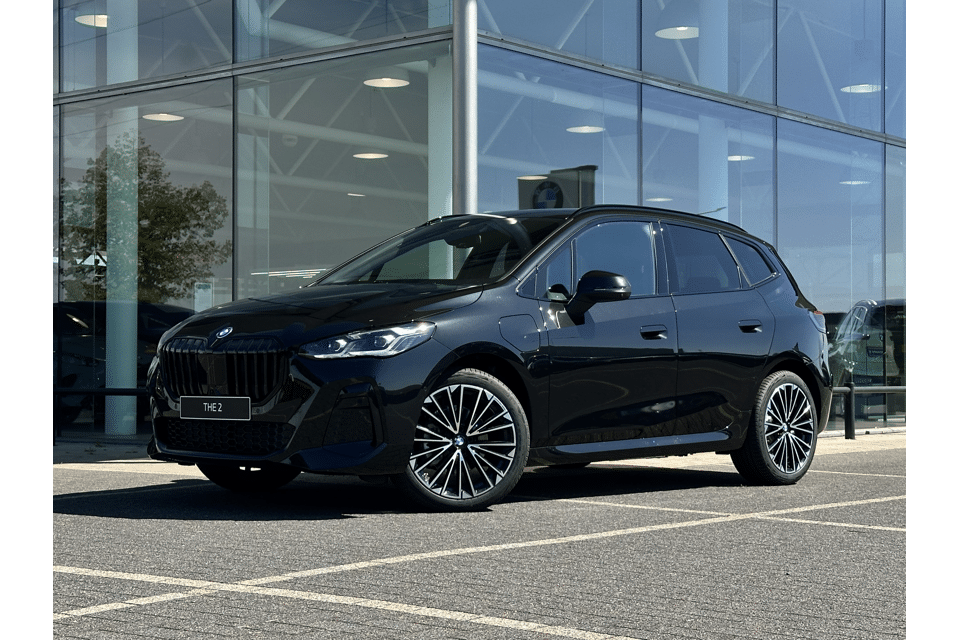 BMW 2 Serie Active Tourer 225e xDrive High Executive M Sport Automaat - Afbeelding 1
