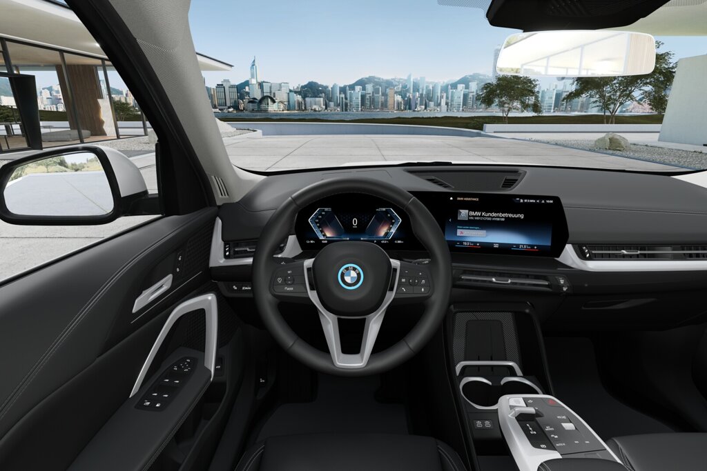 BMW iX1 3