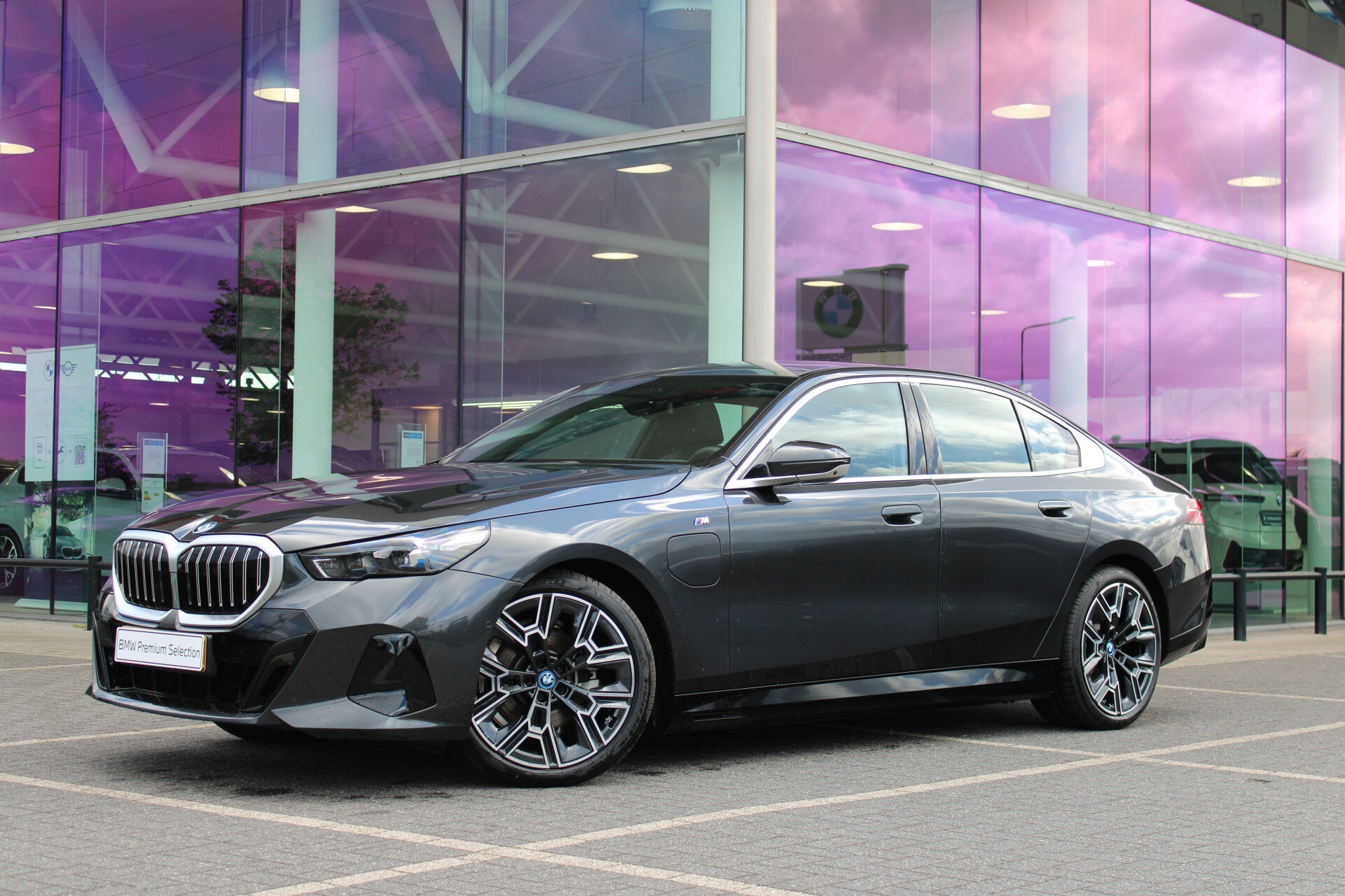 BMW 5 Serie 530e M Sport Automaat