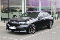 BMW 5 Serie 550e xDrive M Sport Automaat - Afbeelding 3