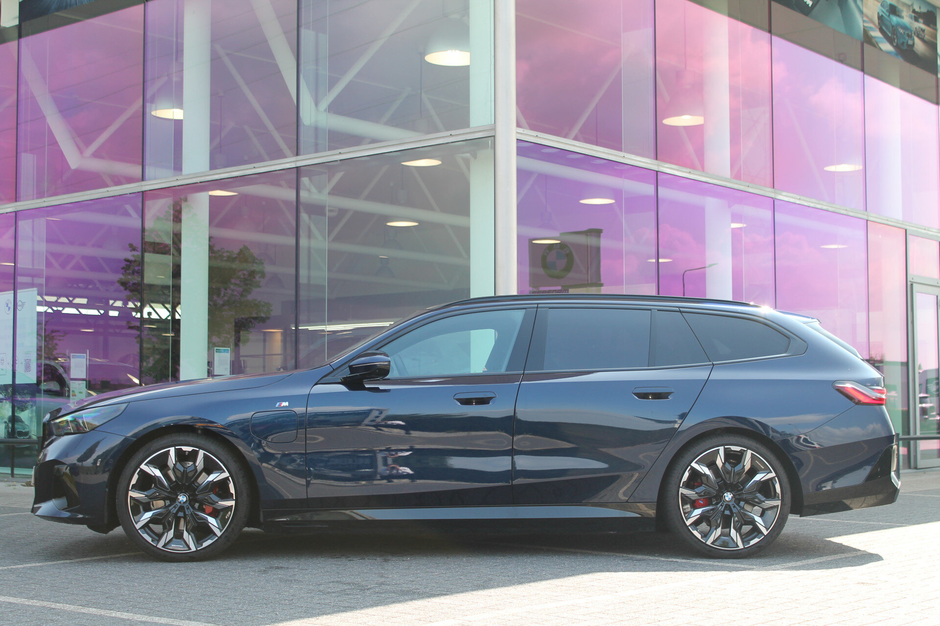 BMW 5 Serie Touring 530e M Sport Automat - Afbeelding 3