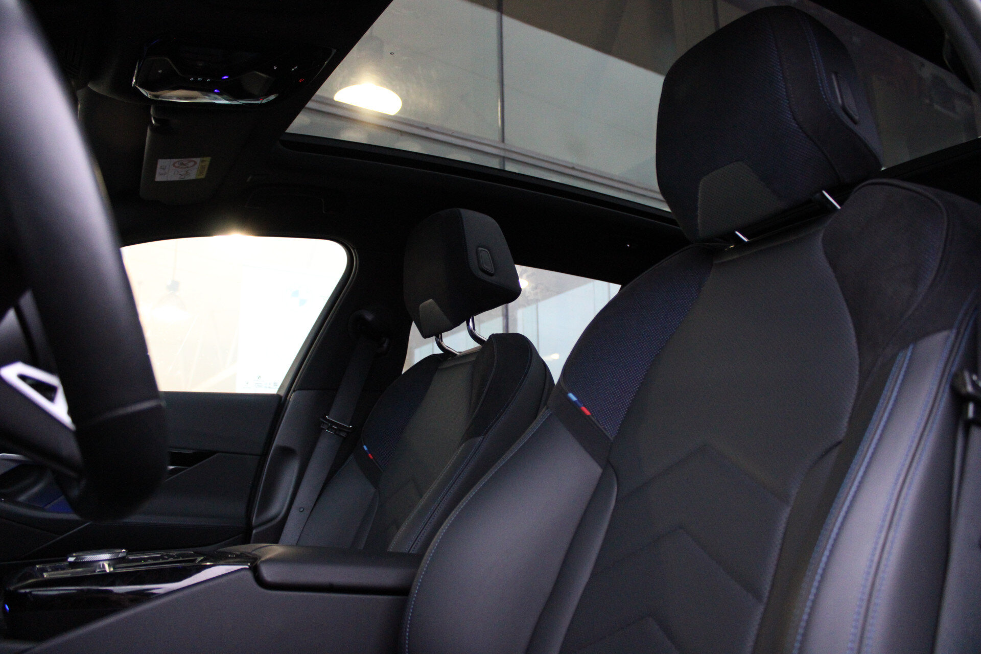 BMW 5 Serie Touring 530e M Sport Automaat - Afbeelding 3