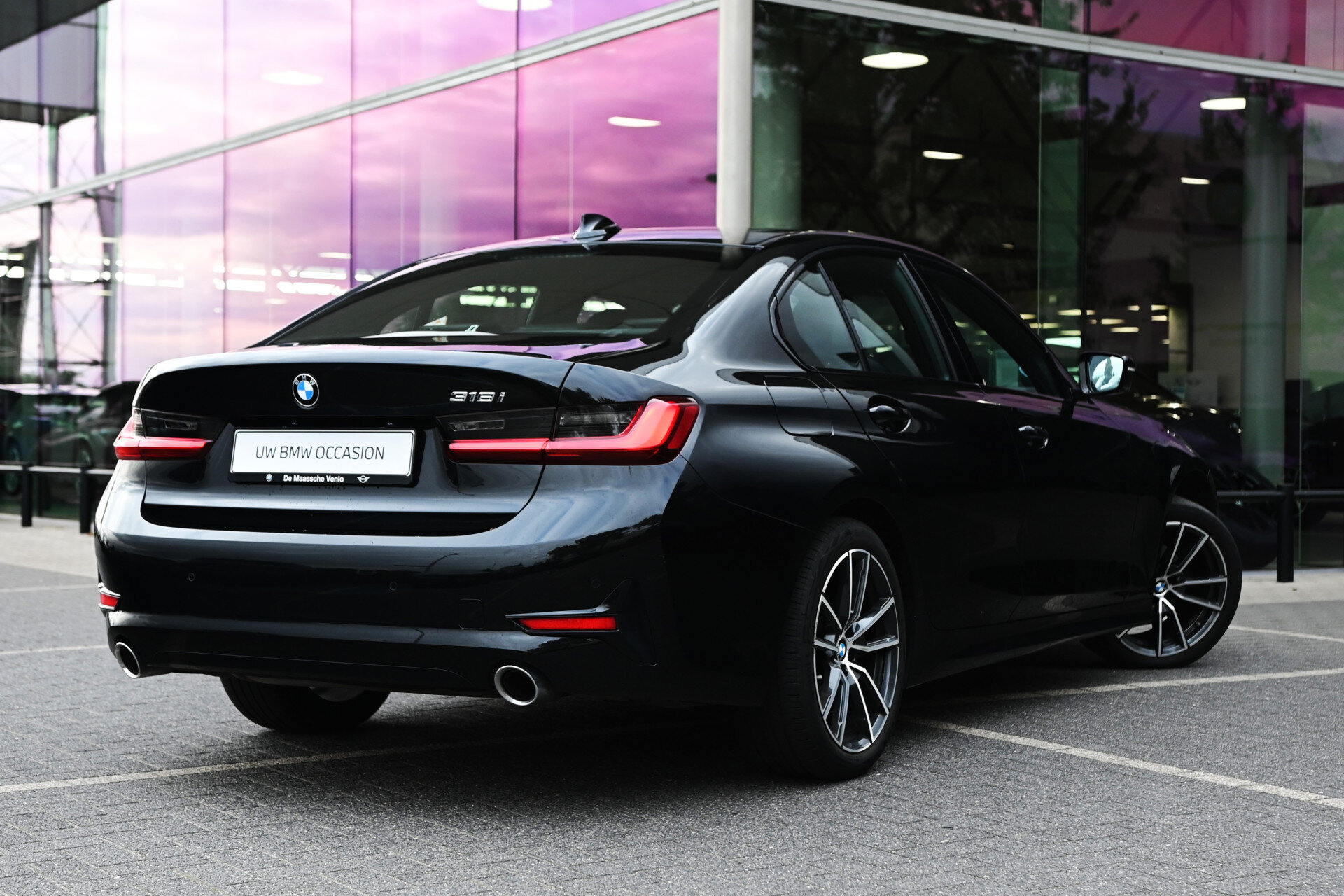 BMW 3 Serie 318i Executive Sport Line Automaat - Afbeelding 2