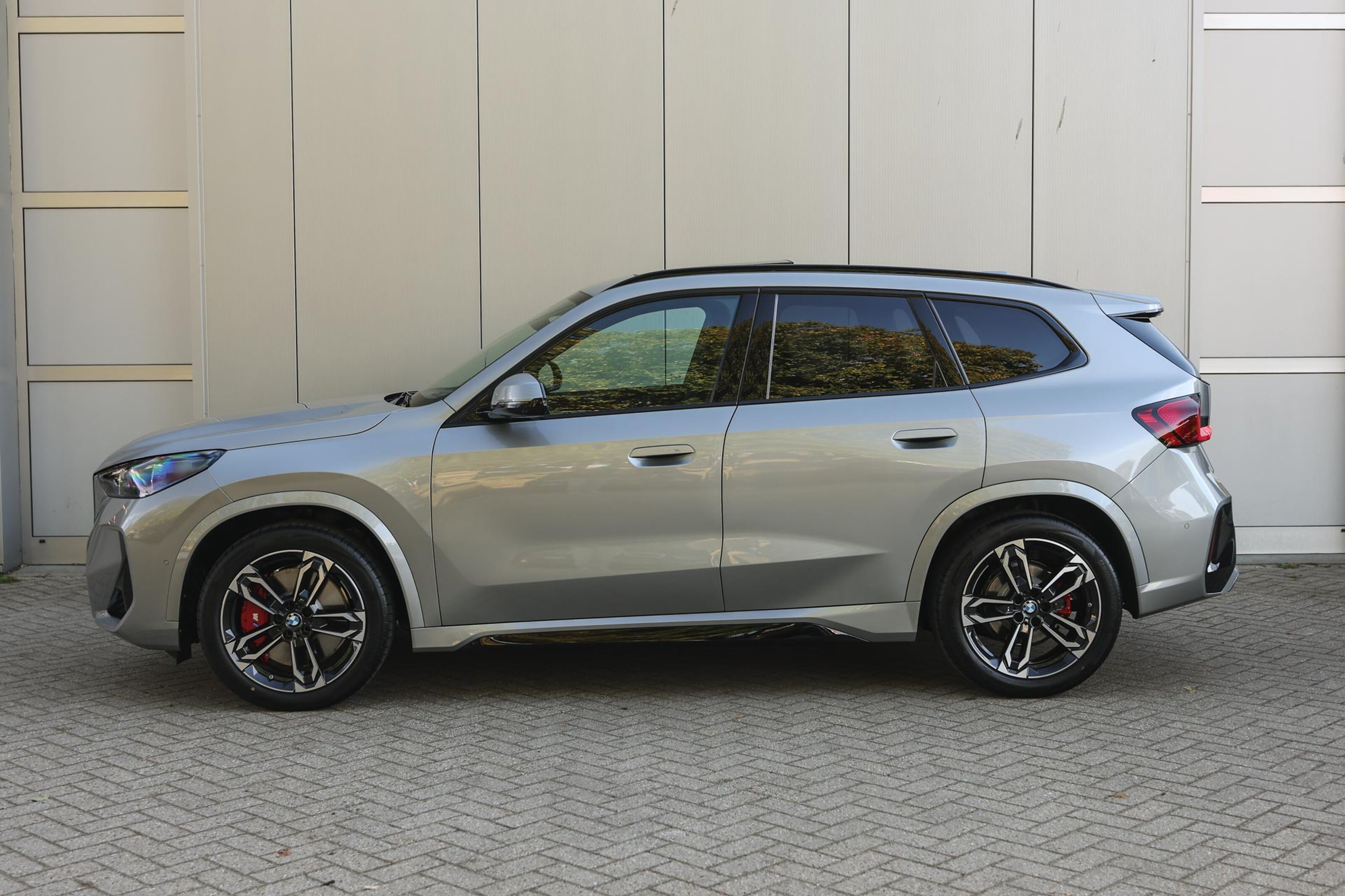 BMW X1 8