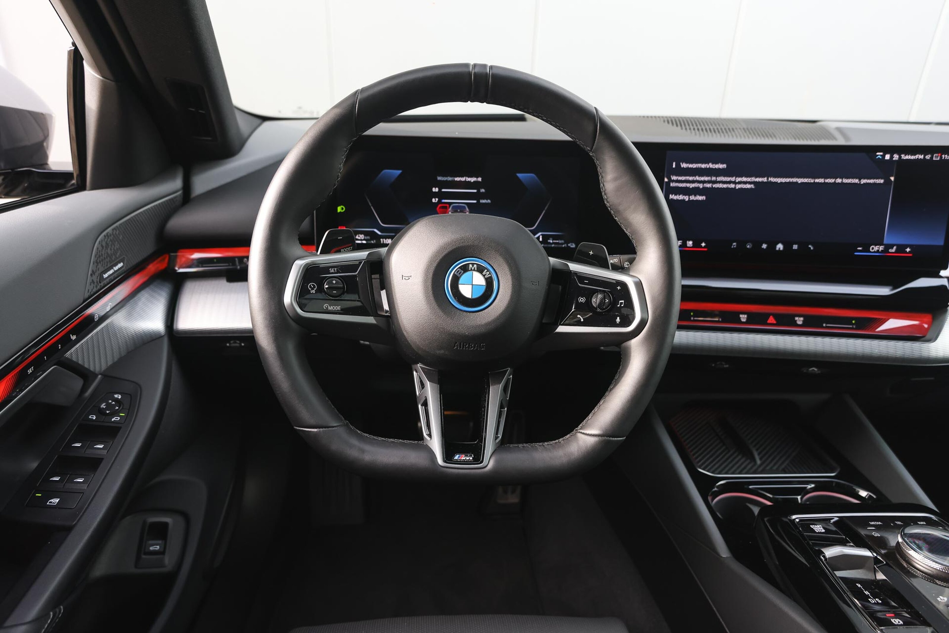 BMW 5 Serie Touring 550e xDrive M Sport Automaat