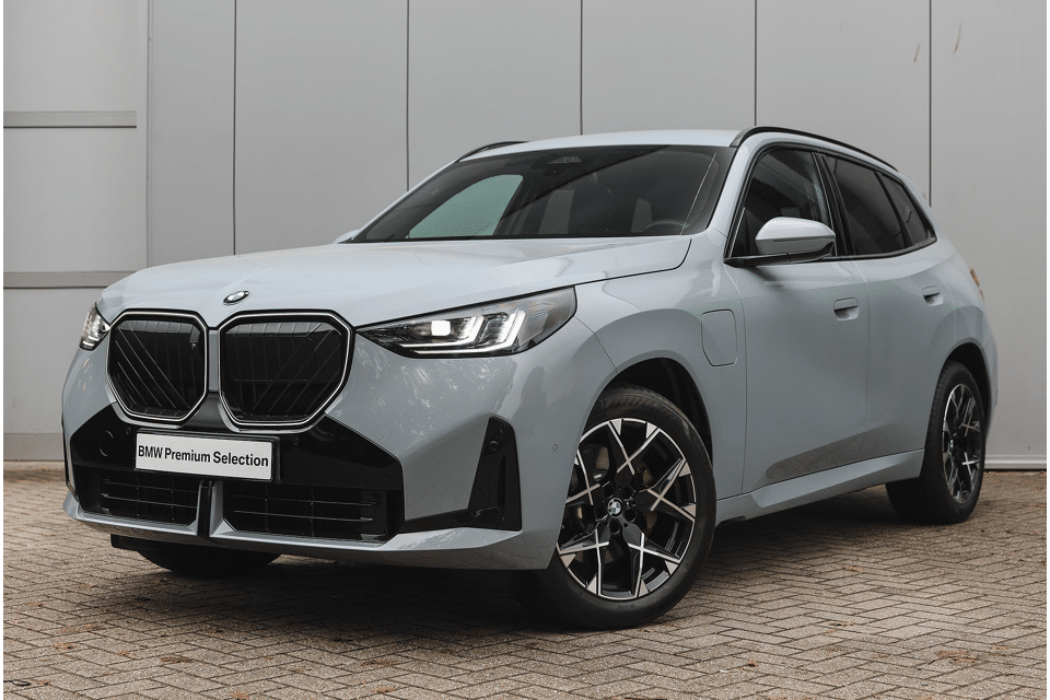 BMW X3 30e xDrive M Sport Automaat - Afbeelding 1