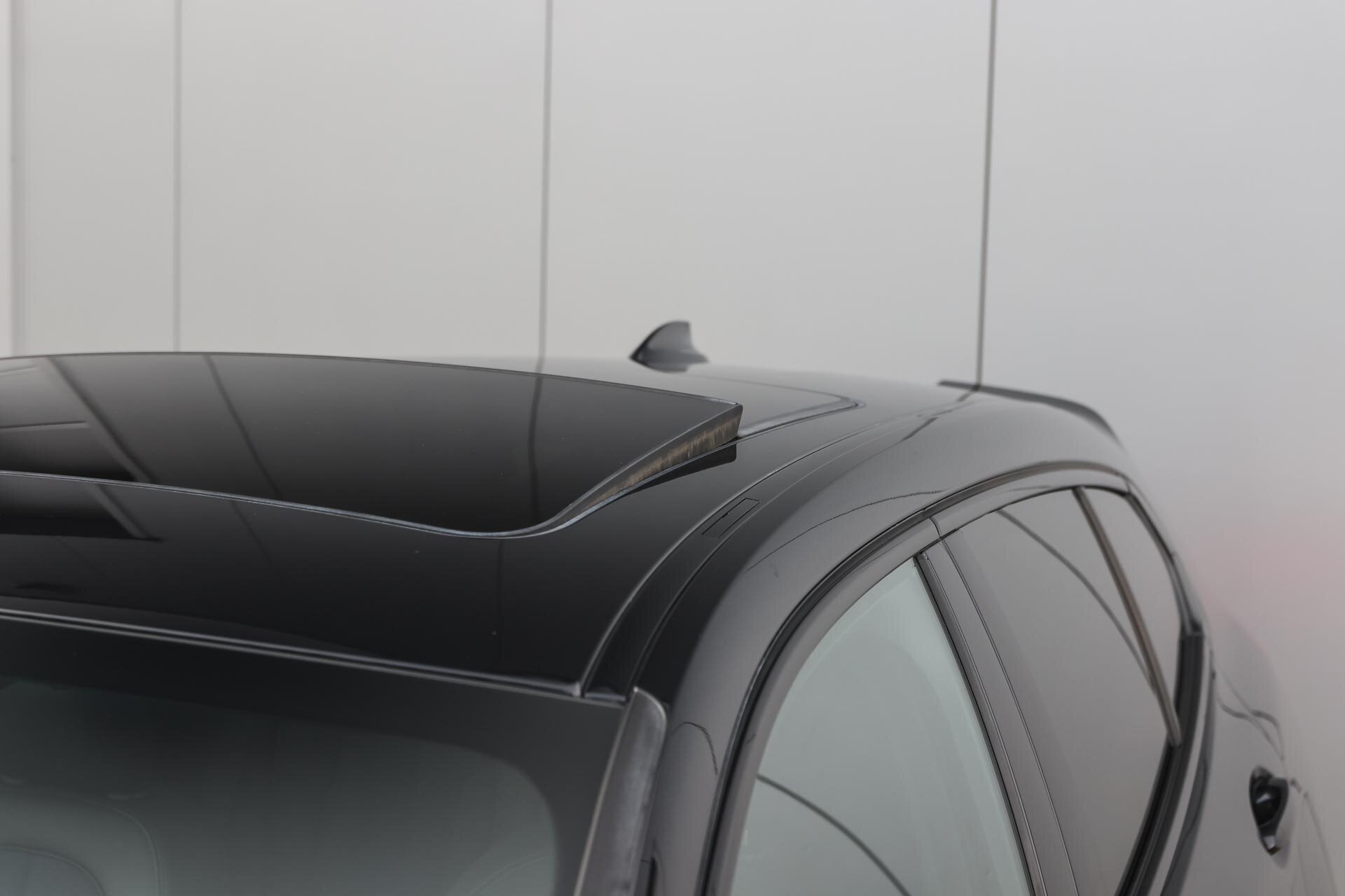 BMW 1 Serie M135i xDrive High Executive Automaat - Afbeelding 4