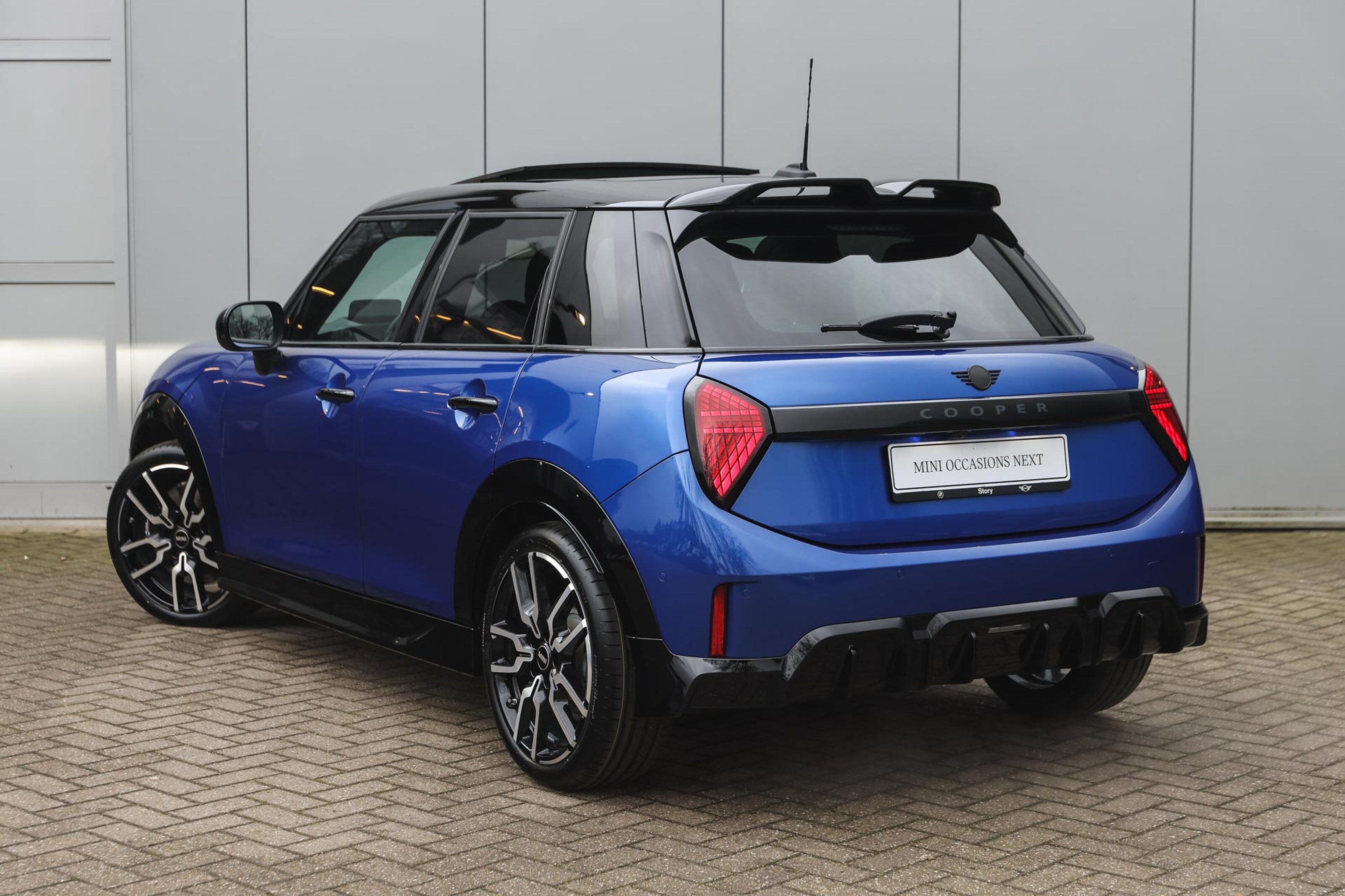 MINI 5-Deurs Hatchback Cooper C Automaat