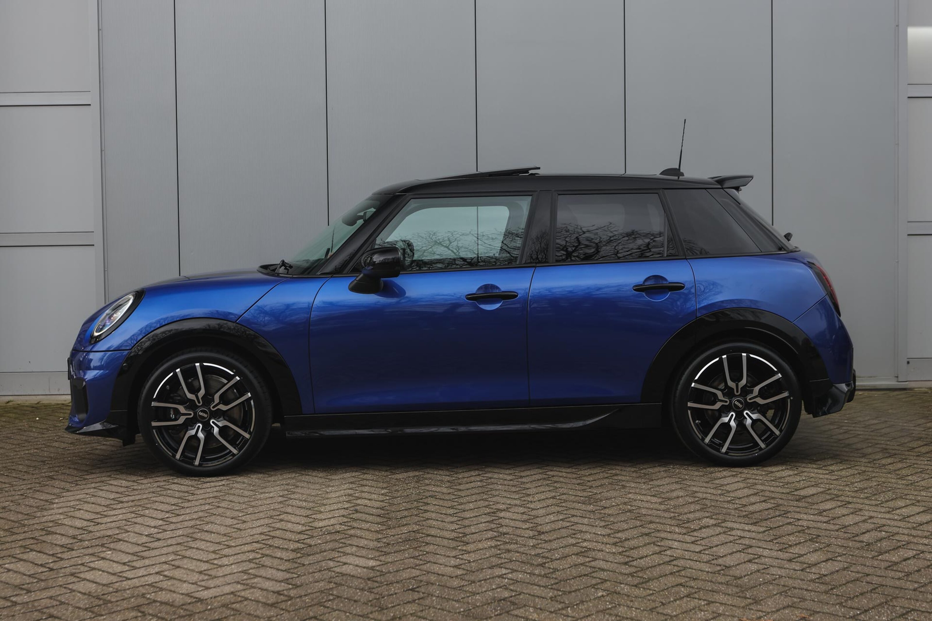 MINI 5-Deurs 8