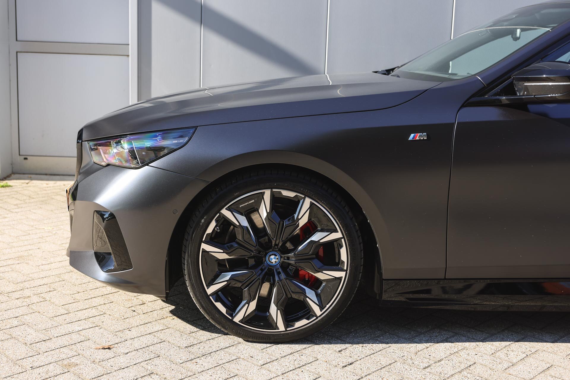 BMW i5 M60 xDrive M Sport - Afbeelding 4