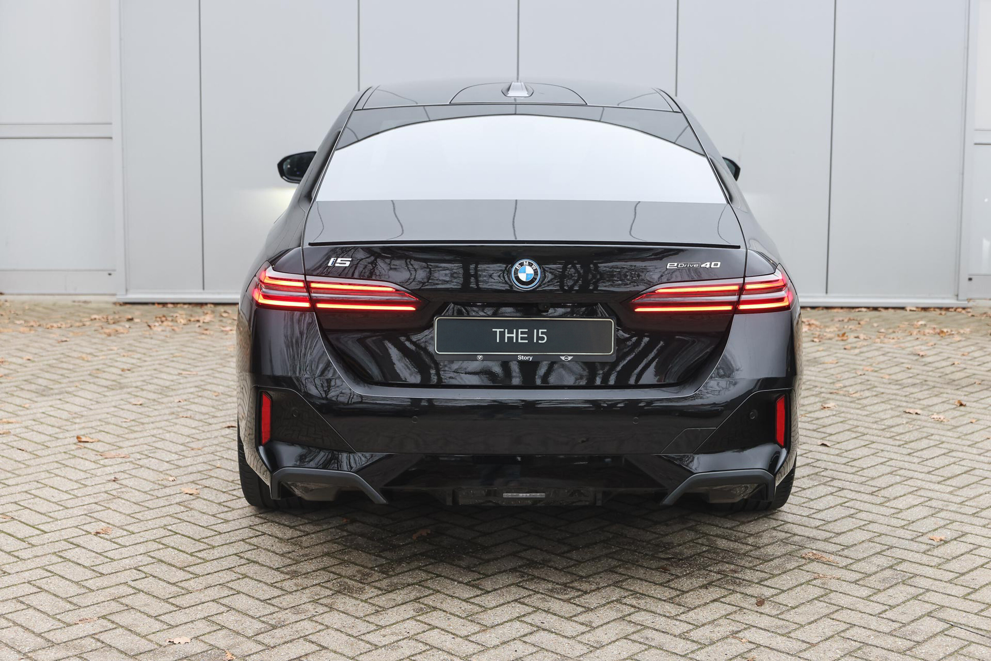 BMW i5 6