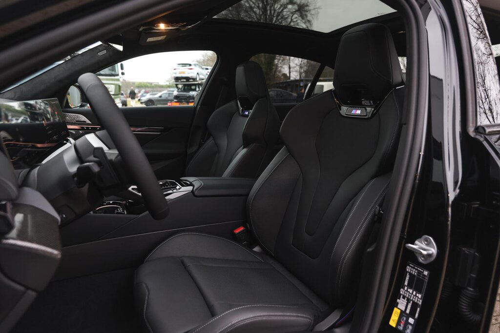 BMW i5 13
