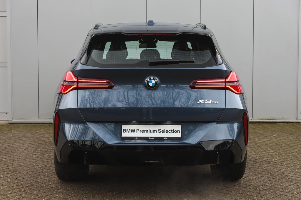 BMW X3 7