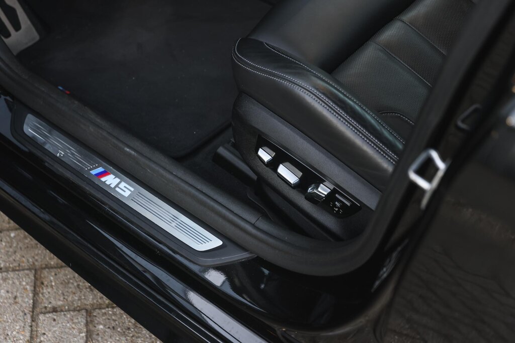 BMW M5 14