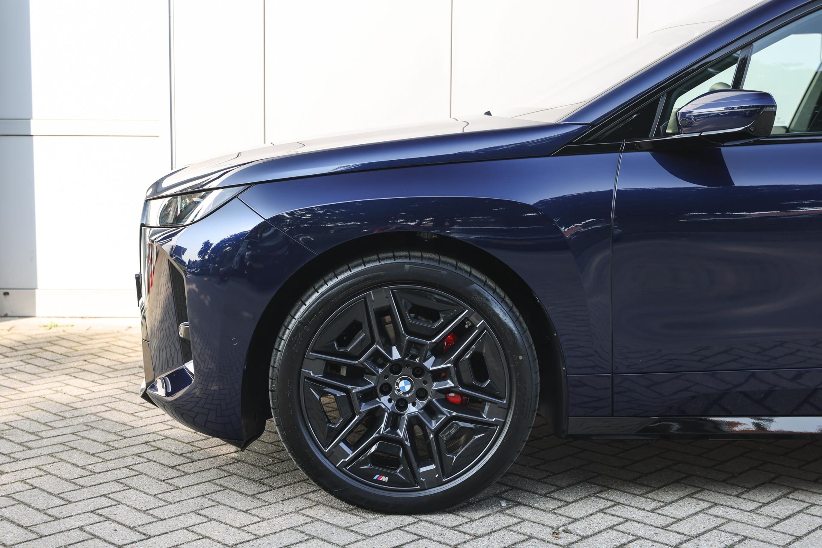 BMW iX xDrive60 M Sport
