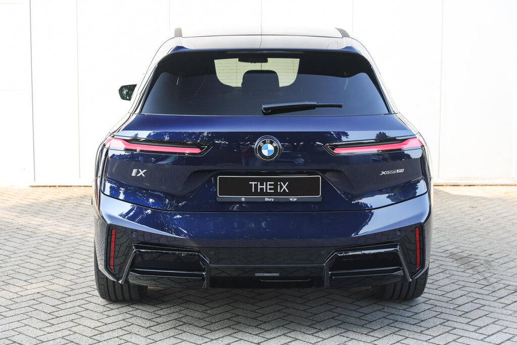 BMW iX 7