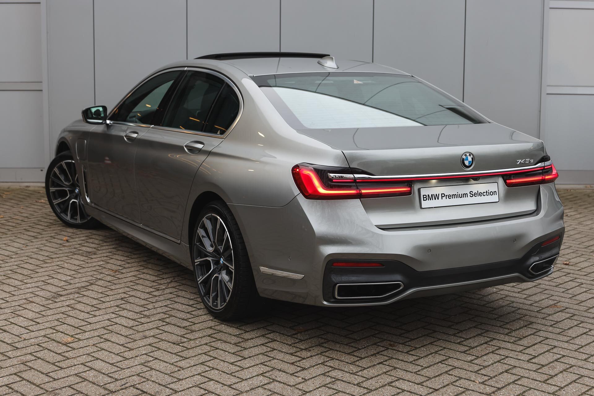 BMW 7 Serie 745e High Executive M Sport Automaat - Afbeelding 2
