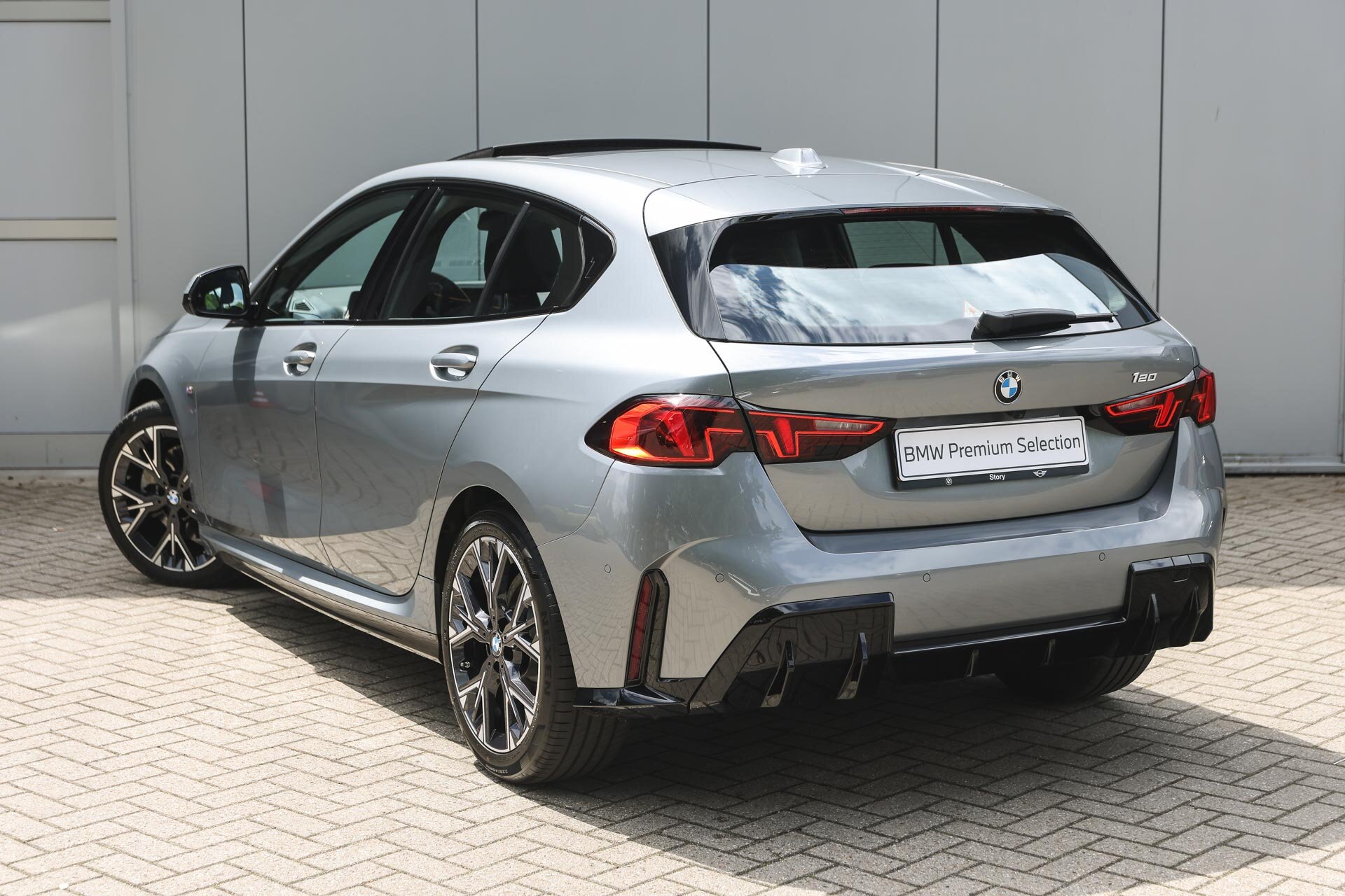 BMW 1 Serie 120 M Sport Automaat - Afbeelding 2