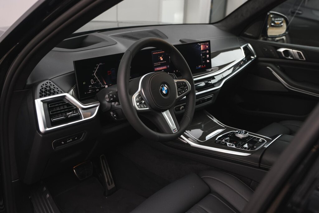 BMW X7 9