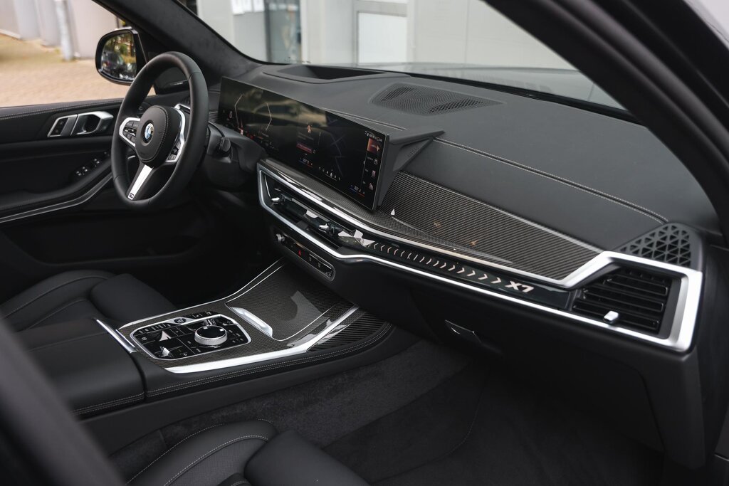 BMW X7 10