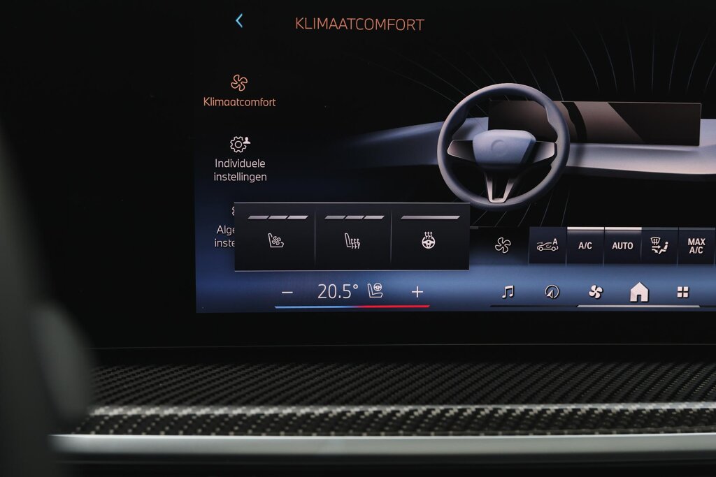 BMW X7 23