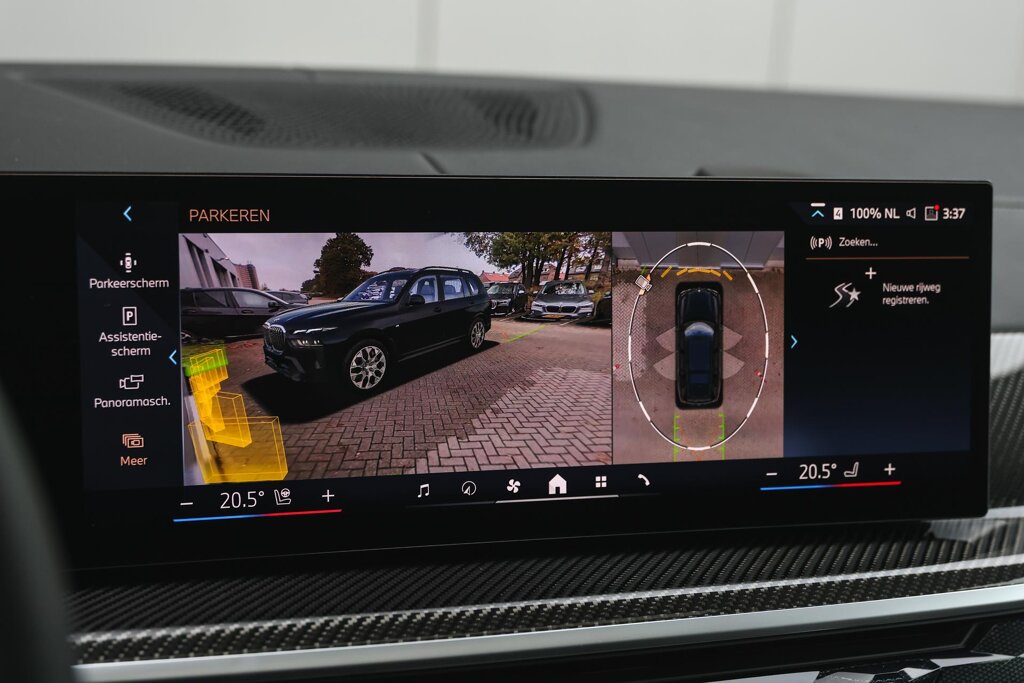 BMW X7 26