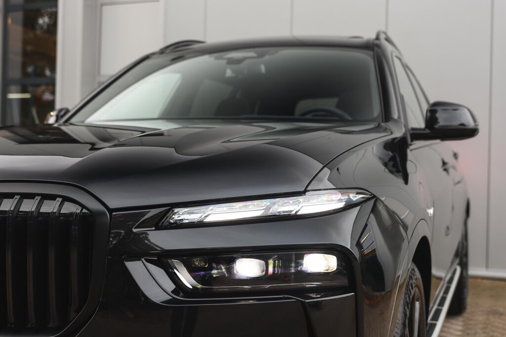 BMW X7 37