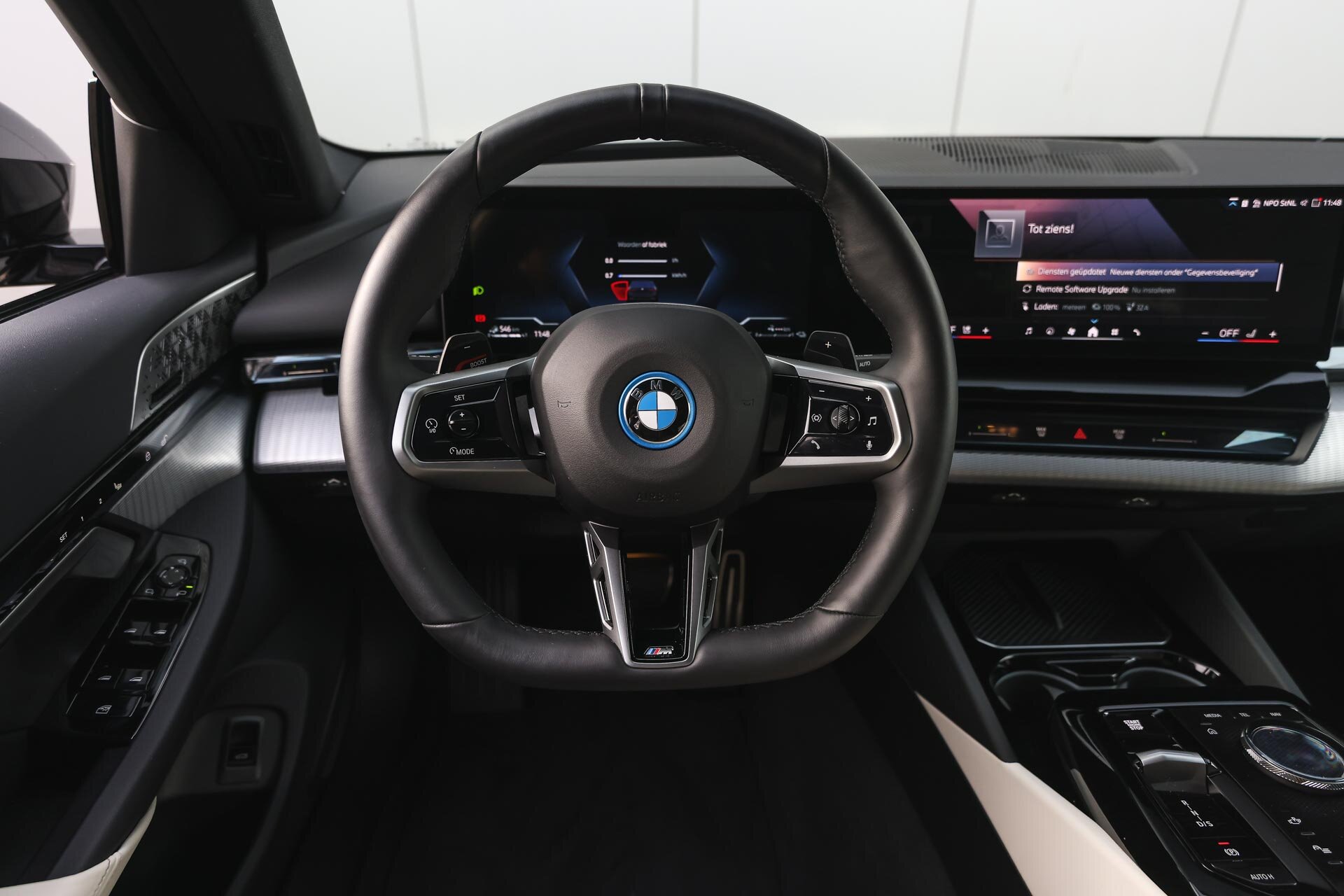 BMW 5 Serie 550e xDrive M Sport Automaat - Afbeelding 3