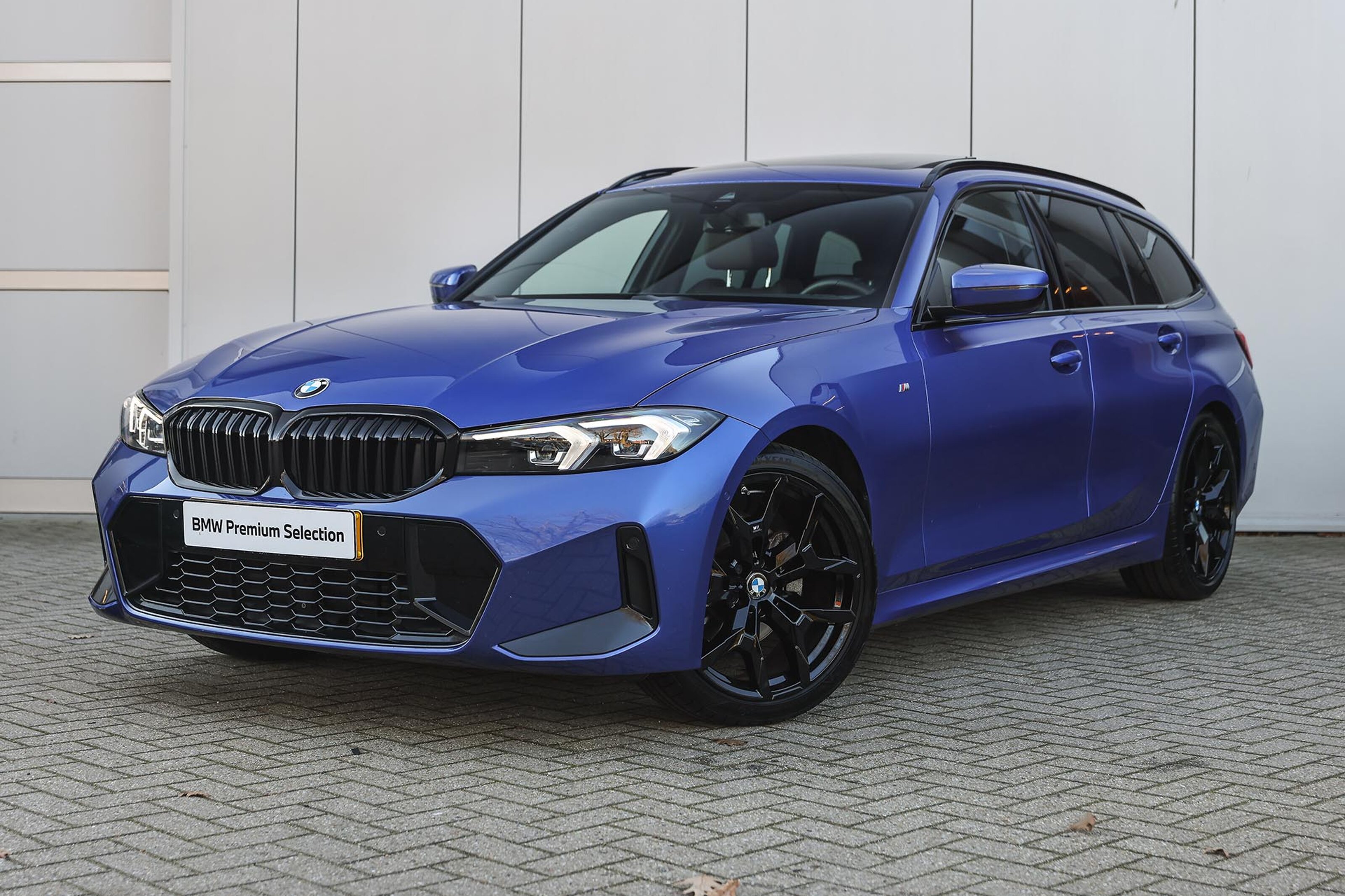 BMW 3 Serie Touring 320i M Sport Automaat