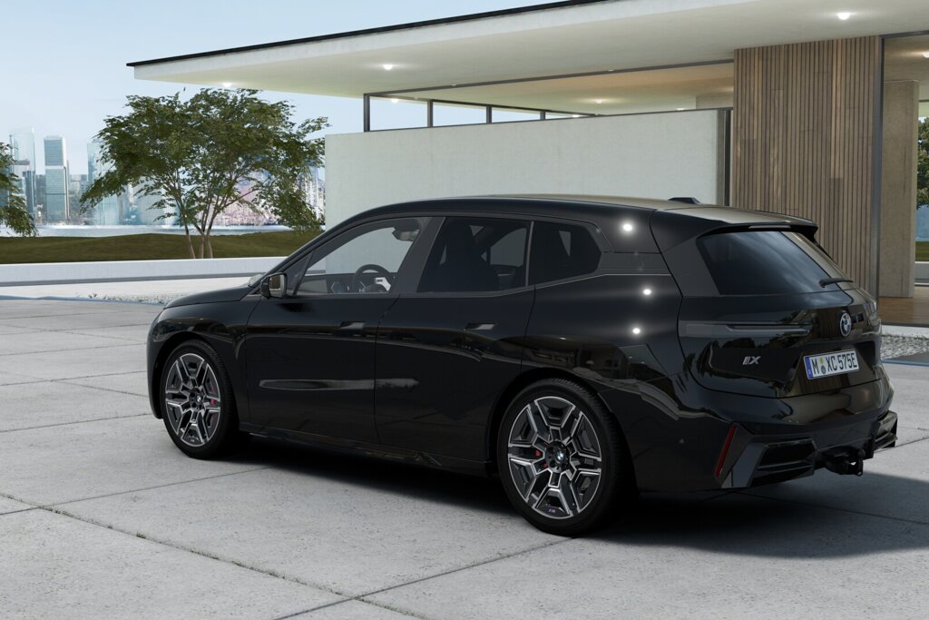 BMW iX 2