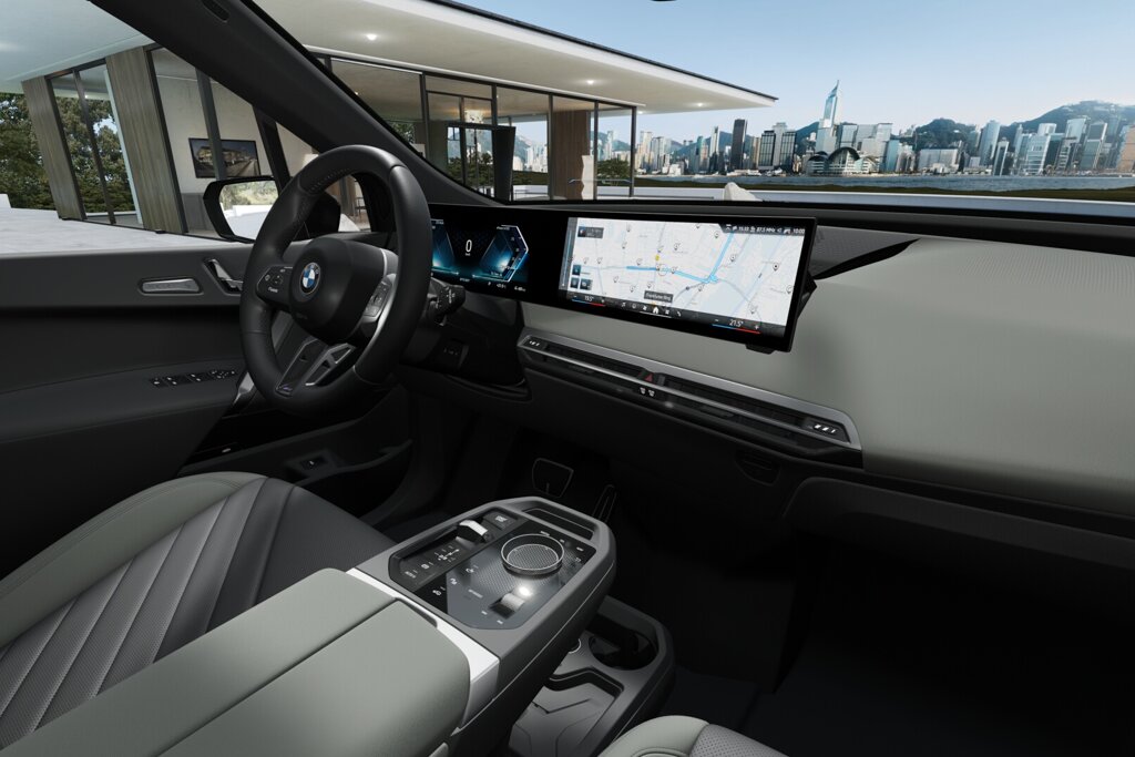 BMW iX 4