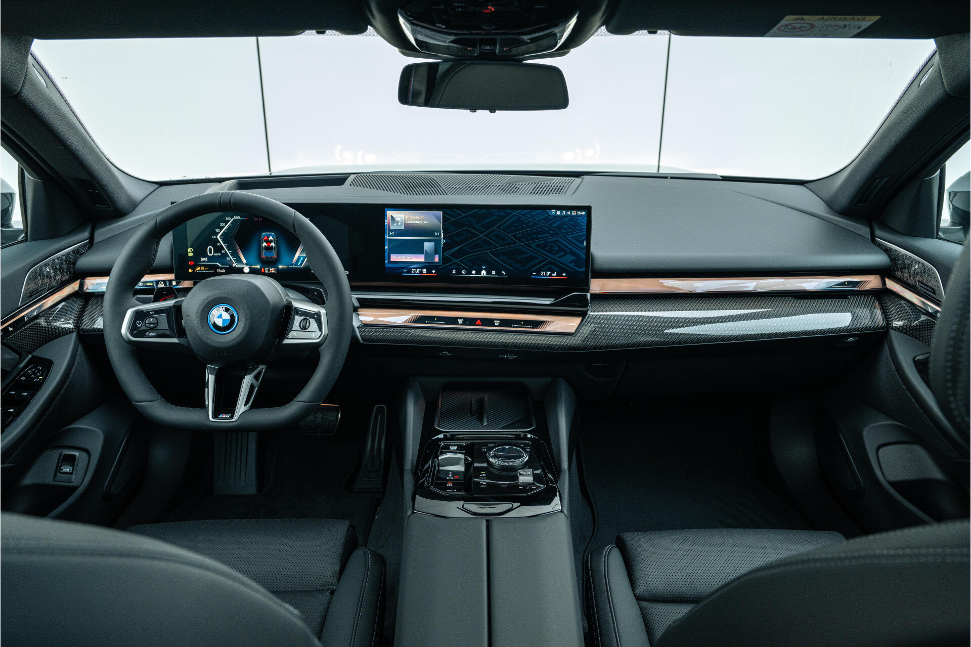 BMW 5 Serie Touring 530e M Sport Automaat - Afbeelding 3