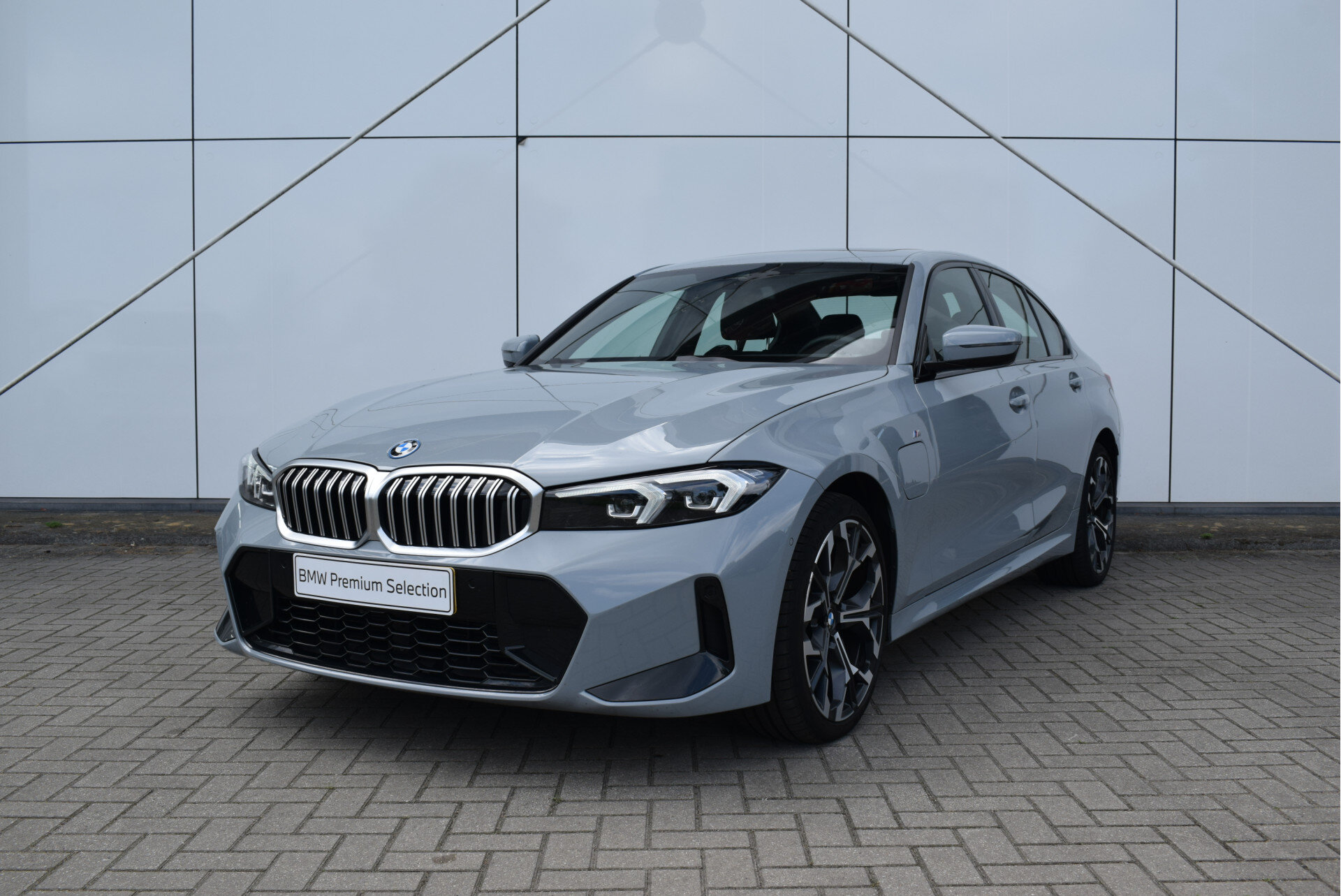 BMW 3 Serie 330e M Sport Automaat