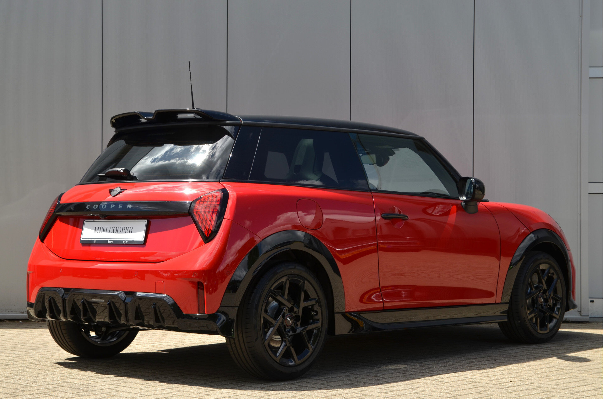 MINI 3-Deurs Hatchback Cooper C Automaat - Afbeelding 3