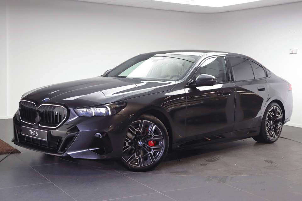 BMW i5 eDrive40 M Sport - Afbeelding 1