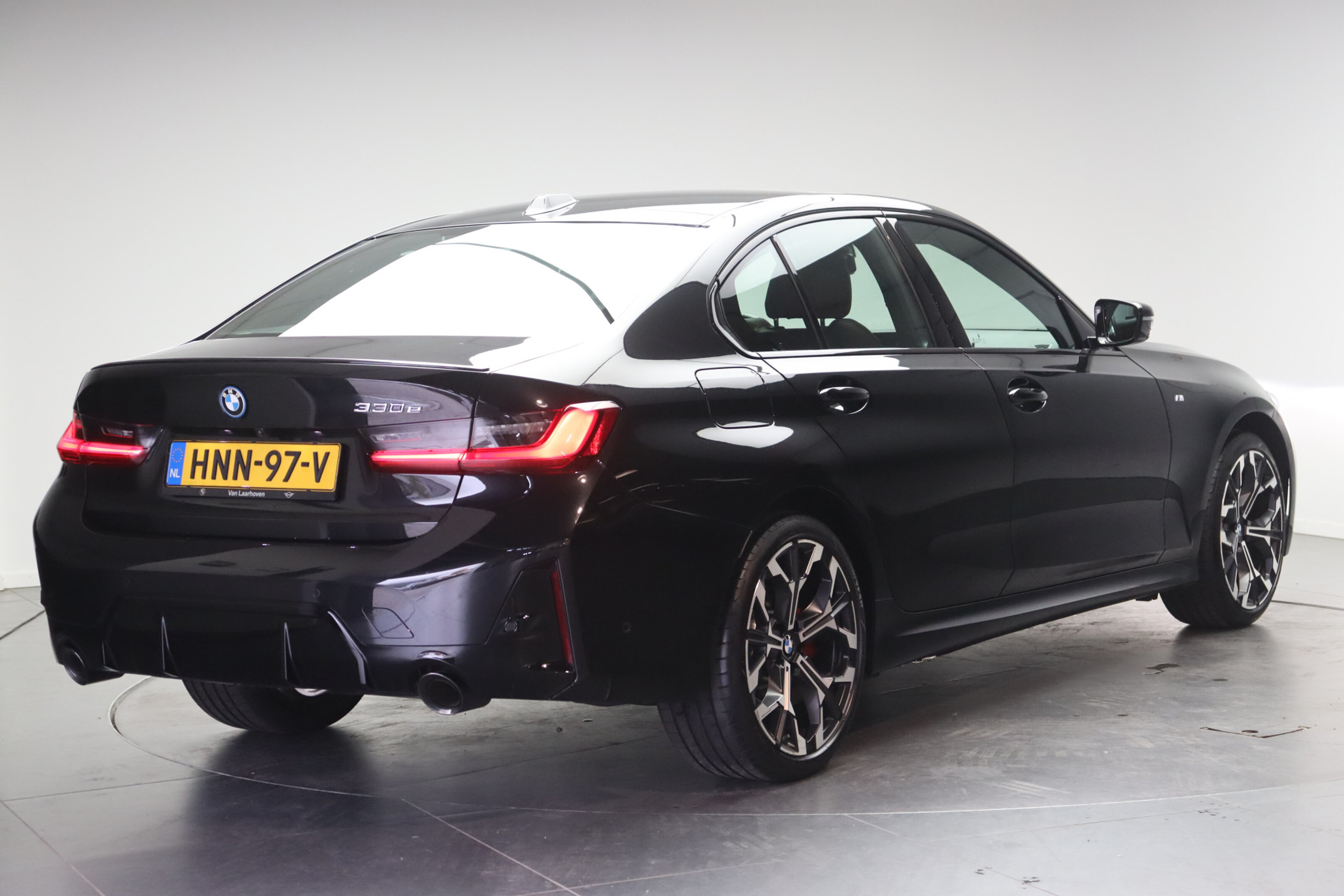 BMW 3 Serie 330e High Executive M Sport Automaat