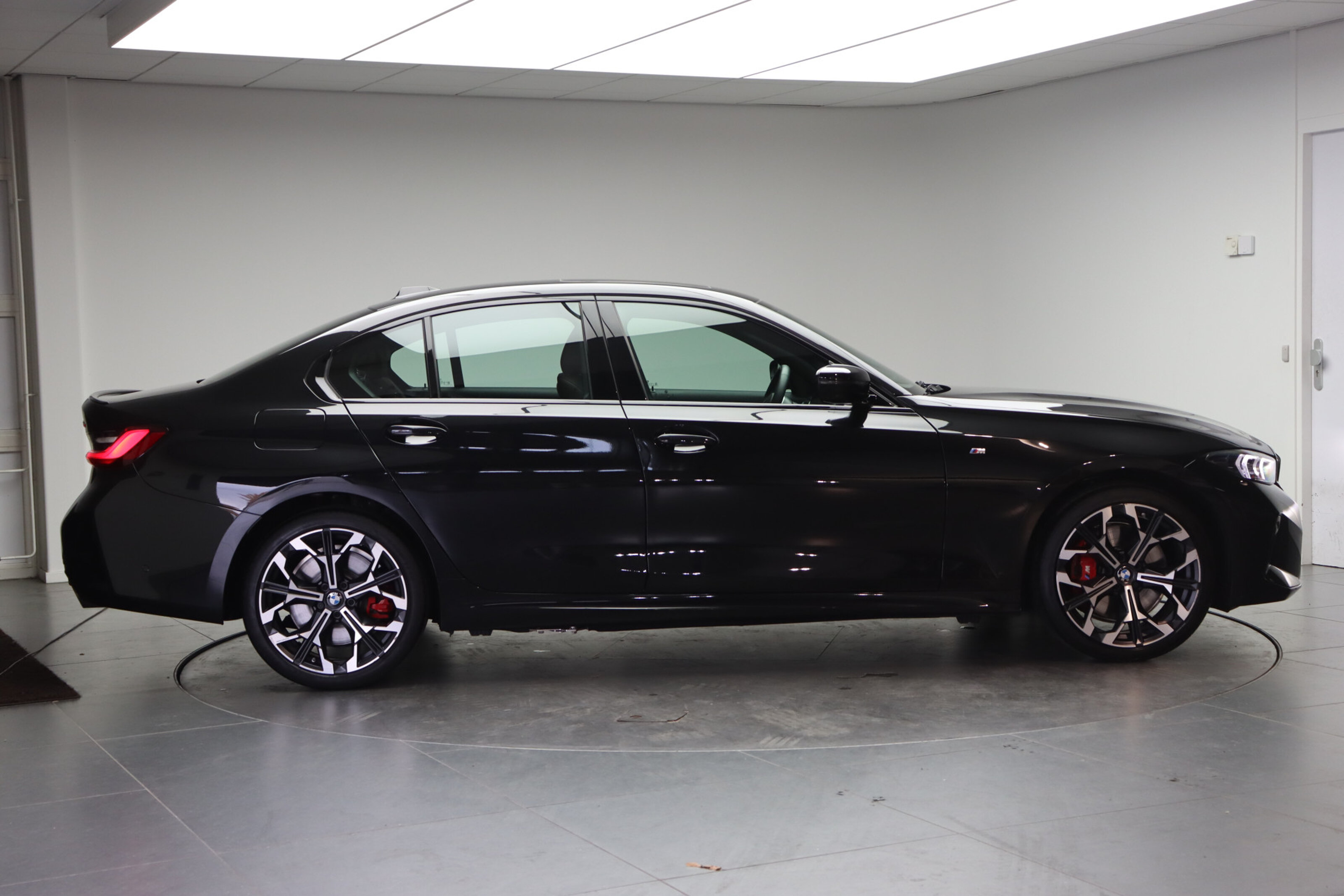 BMW 3 Serie 330e High Executive M Sport Automaat