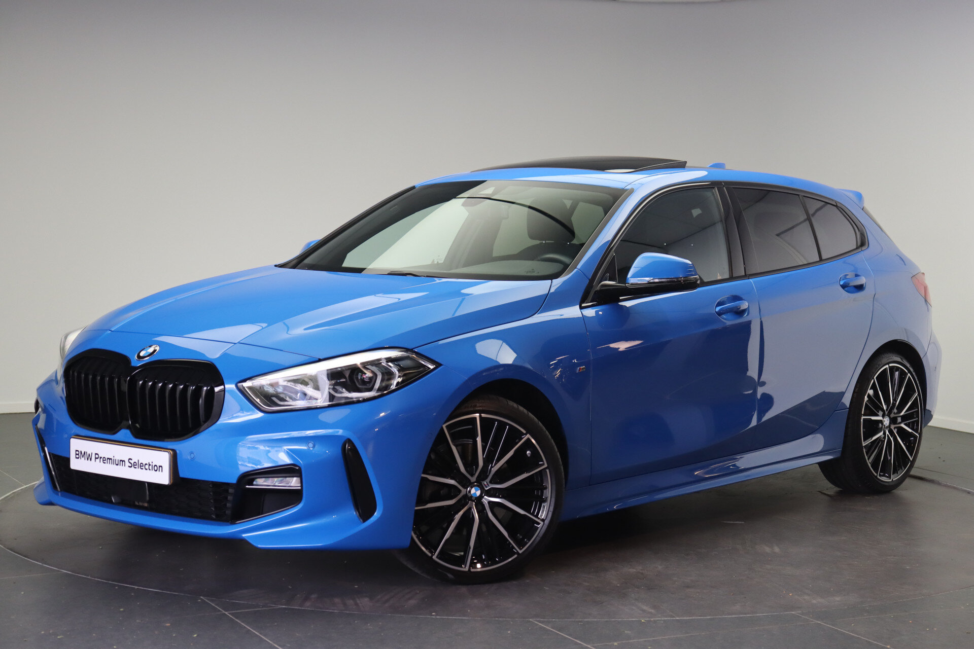 BMW 1 Serie 118i High Executive M Sport Automaat